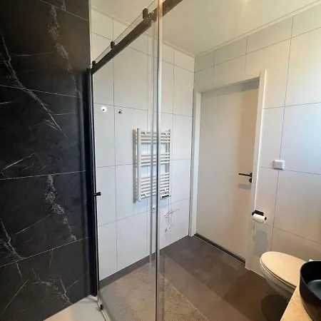 Luxe Bos Aan De Rand Van Het Bos Holiday home Ermelo